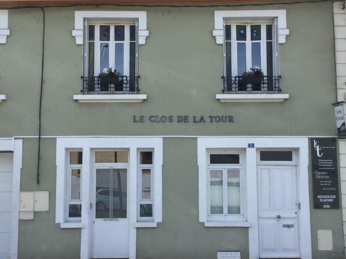 Le Clos De La Tour Luaran gambar